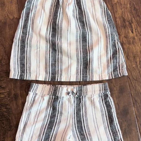 Carter's Black and White Toddler Outfit size 3T - Picture 1 of 4